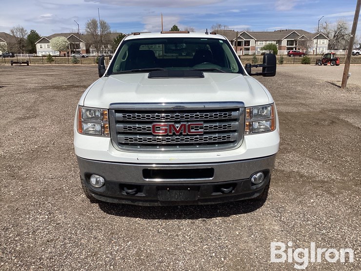 2013-gmc-sierra-3500-image-2