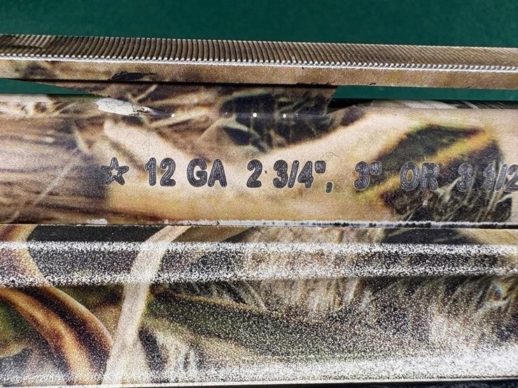 remington-versamax-12-ga-shotgun-image-16