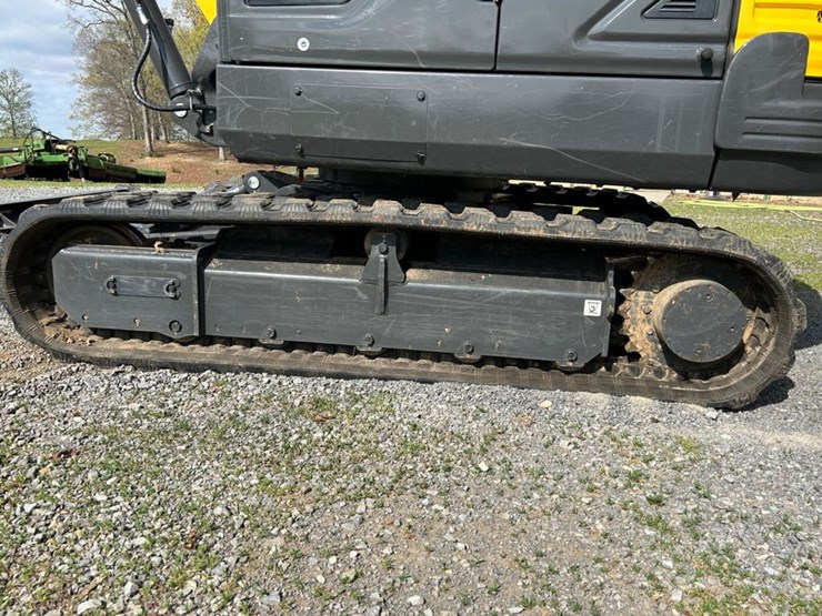 2024-new-holland-e57c-image-13