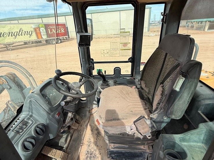 2014-hyundai-hl757tm-9a-image-14