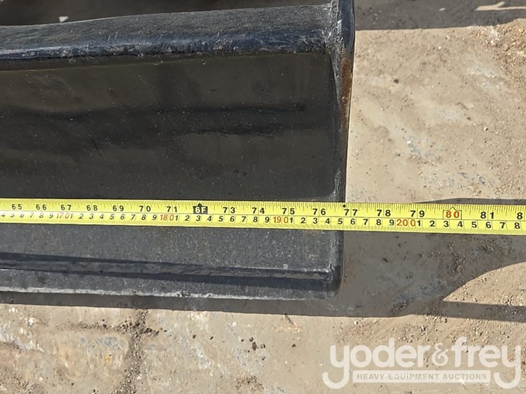 2018-caterpillar-305.5-image-31