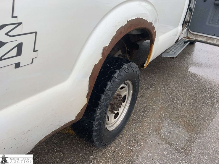 2016-ford-f350-image-38