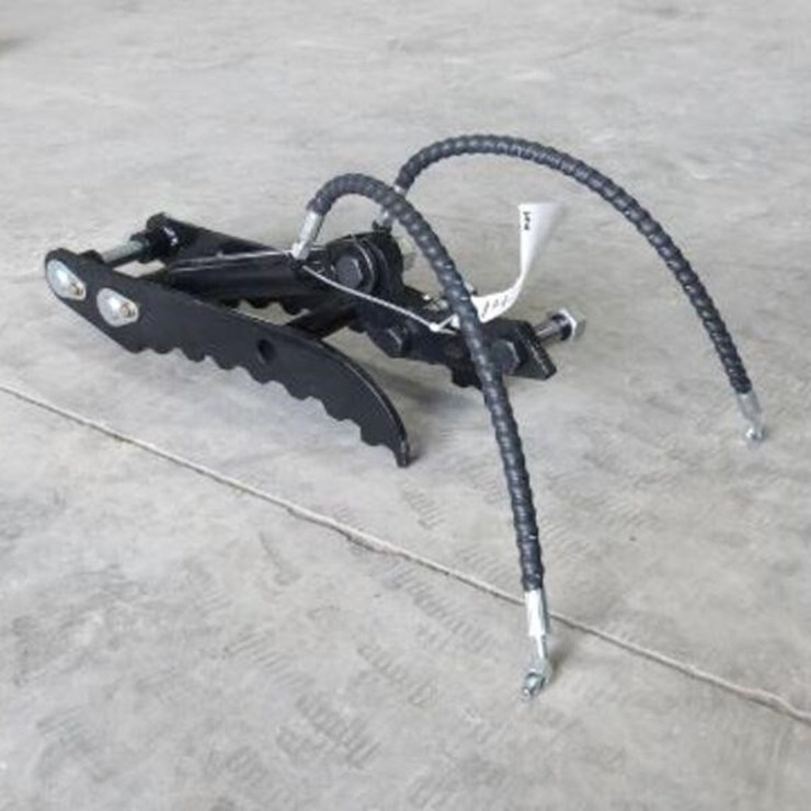 UNUSED 2026 Hydraulic Thumb