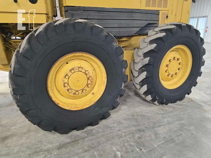 2003-caterpillar-140h-image-27