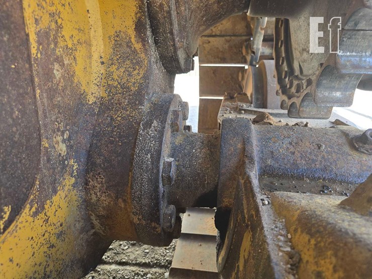 2006-caterpillar-d6r-xl-iii-image-21