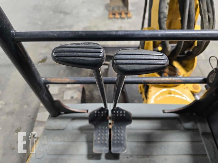 2016-caterpillar-305e2-cr-image-18