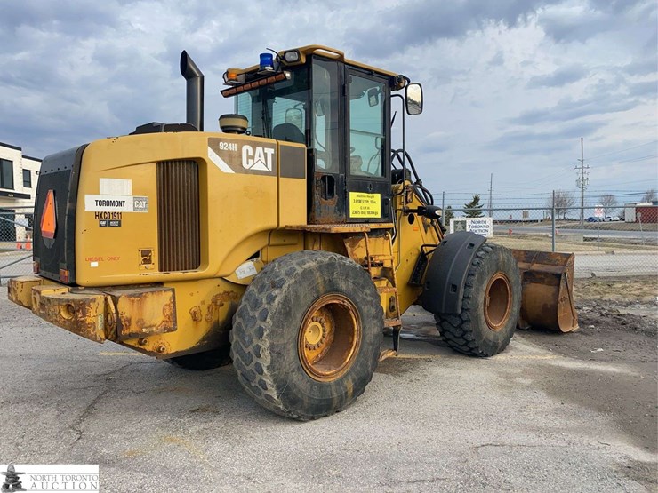 2010-caterpillar-924h-image-6