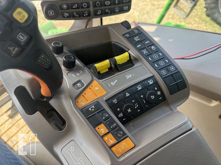 2019-john-deere-s790-image-46