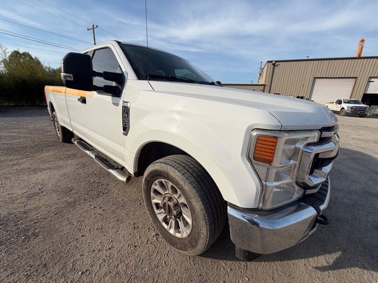 2020-ford-f250-image-11