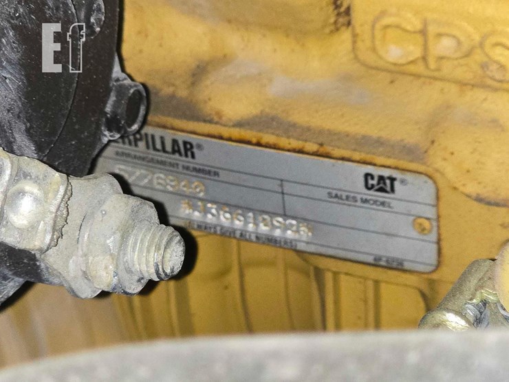 2022-caterpillar-920-image-24