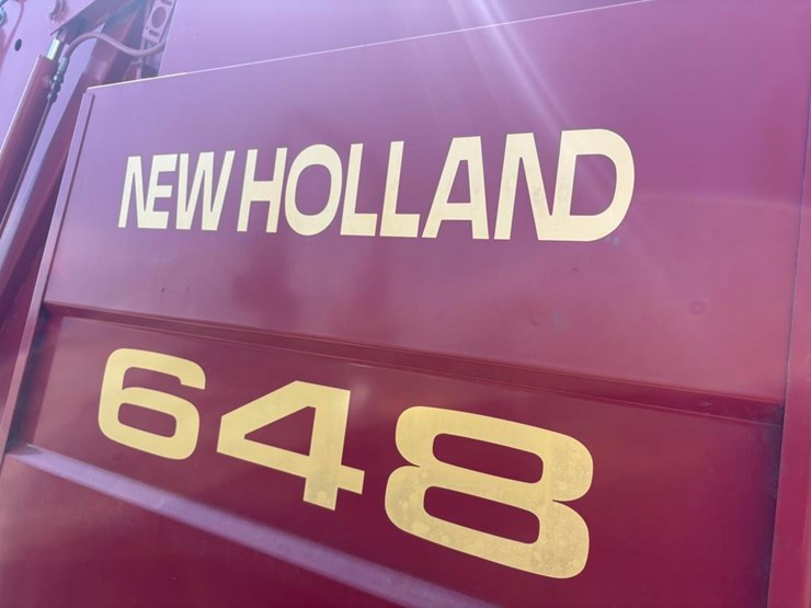 new-holland-648-image-6