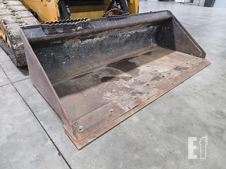 2023-caterpillar-259d3-image-10