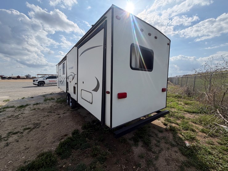 2014-gulf-stream-trailmaster-image-6