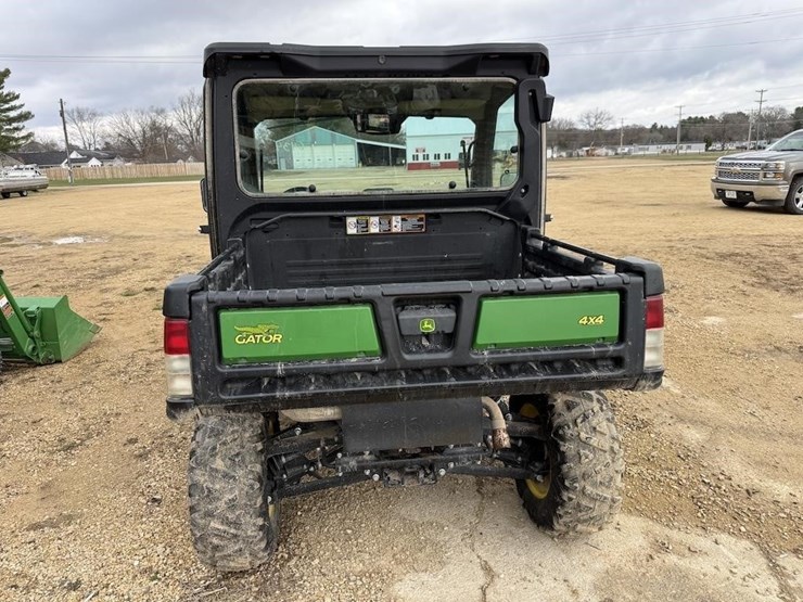 john-deere-gator-image-5