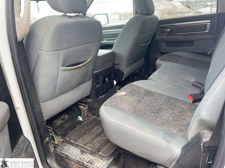 2018-dodge-1500-image-15