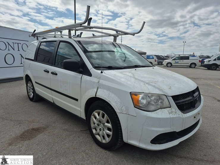 2015-ram-c/v-image-3