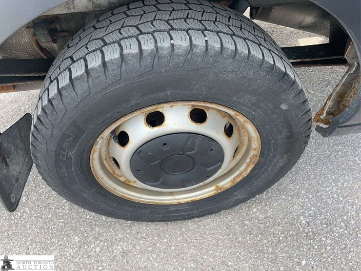 2016-ford-transit-image-21