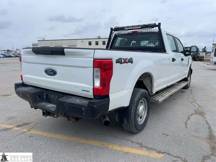 2017-ford-f350-image-5