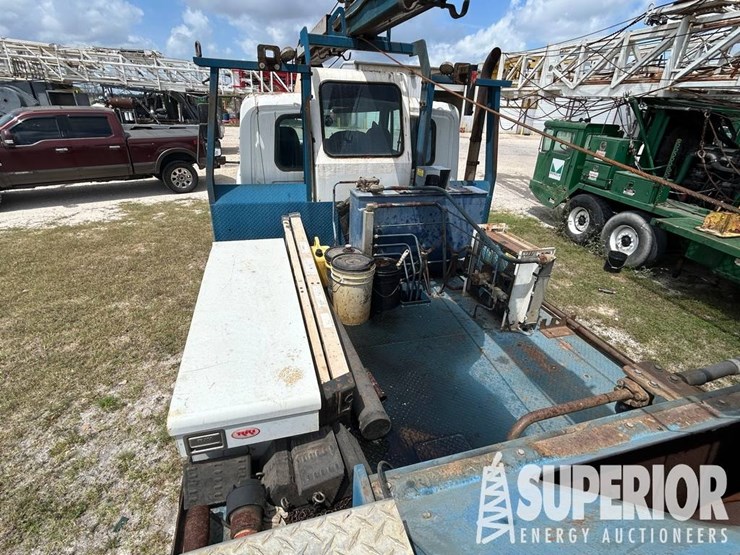 2014-international-7400-image-14