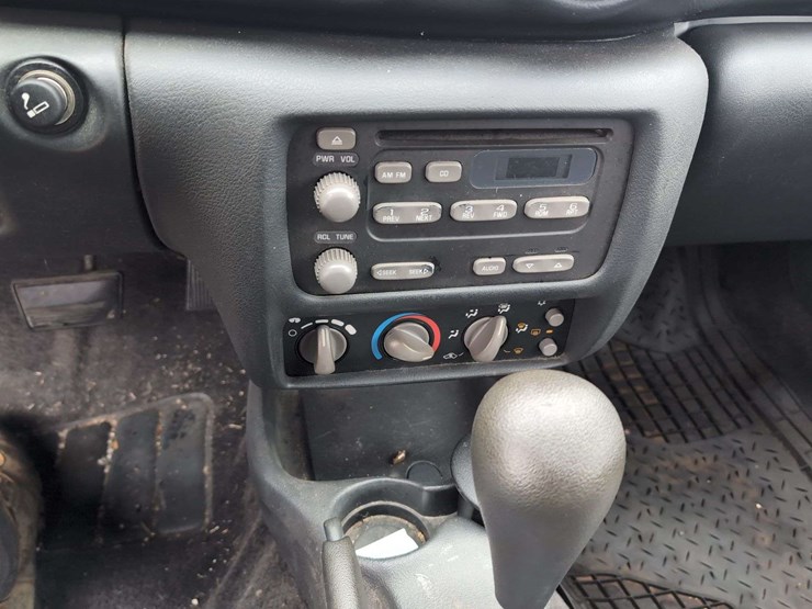 2004-pontiac-sunfire-2003-pontiac-sunfire-coupe-image-13