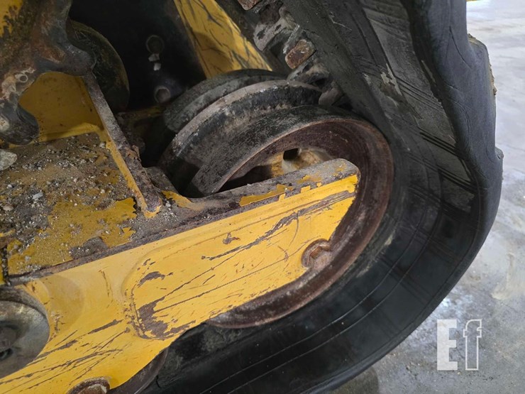 2022-caterpillar-289d3-image-30