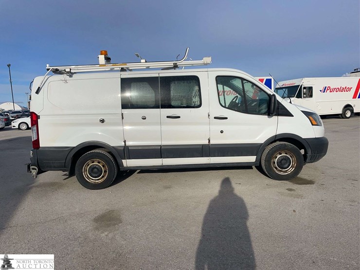 2015-ford-transit-image-4