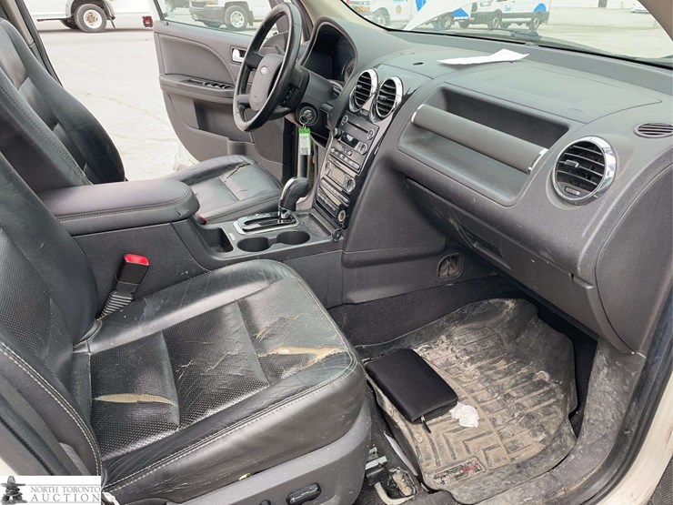 2009-ford-taurus-x-image-20