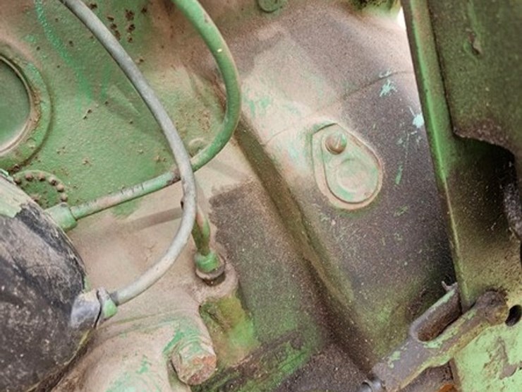 #962-•-john-deere-engine-image-11