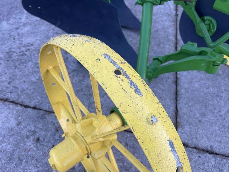 john-deere-2-image-12