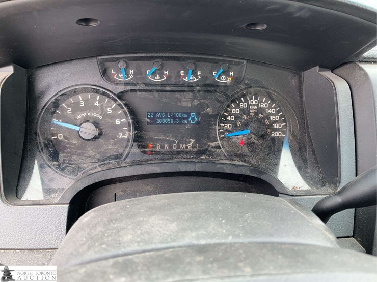 2014-ford-f150-image-12