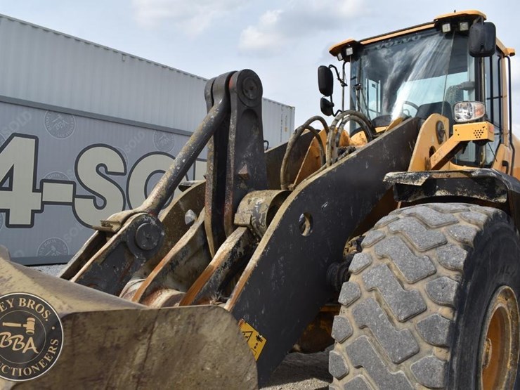 2015-volvo-l150h-image-26