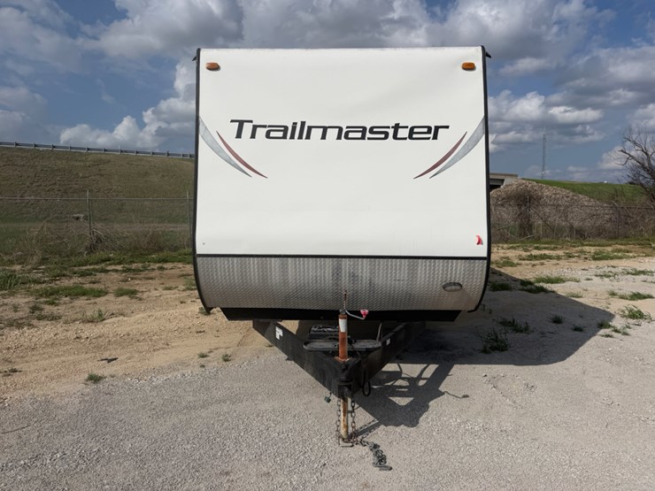 2014-gulf-stream-trailmaster-image-2