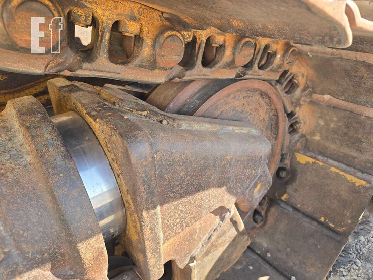 2006-caterpillar-d6r-xl-iii-image-27