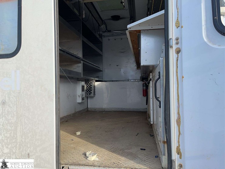 2013-ford-f350-image-19