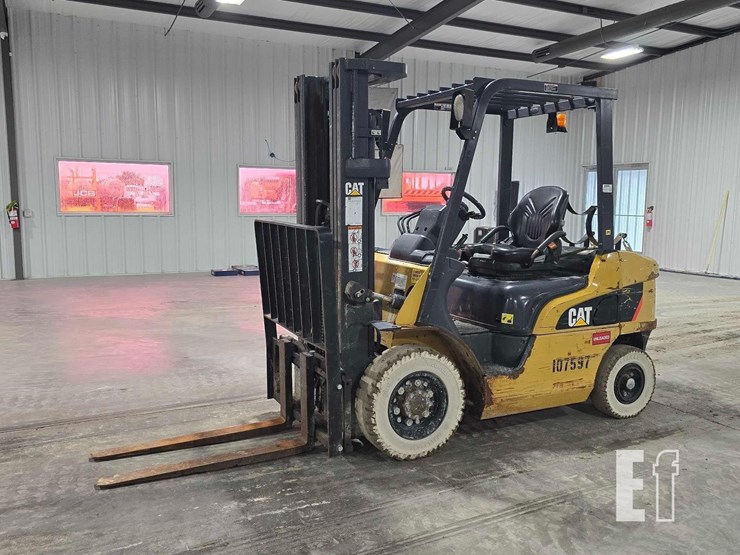 caterpillar-gp25n-image-1