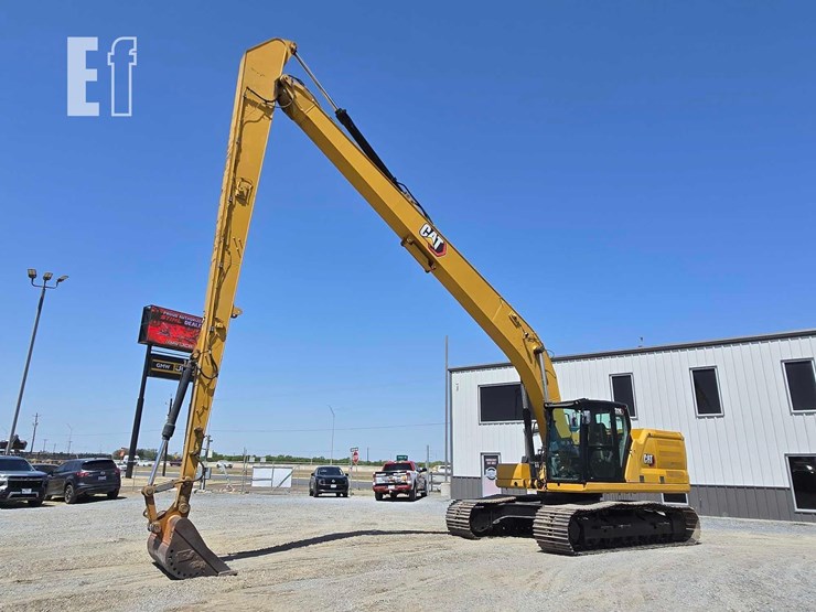 2020-caterpillar-326-image-1