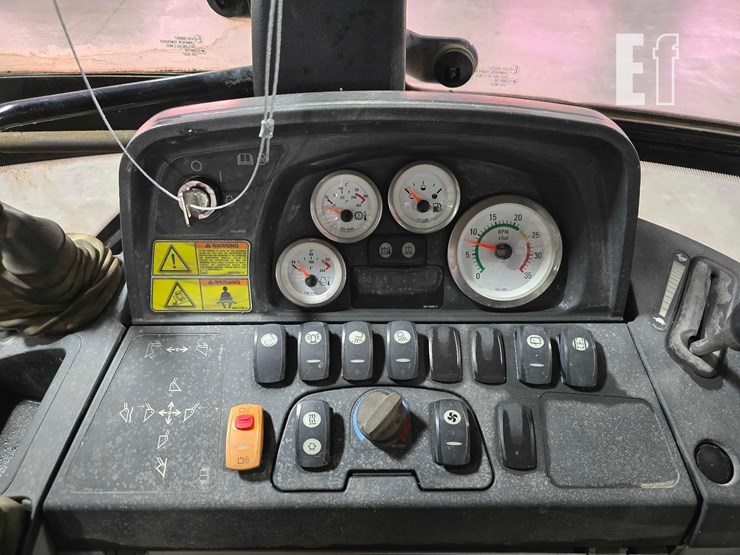 2007-caterpillar-420e-image-26