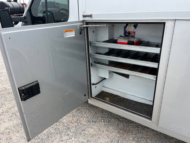 2018-ford-transit-image-26