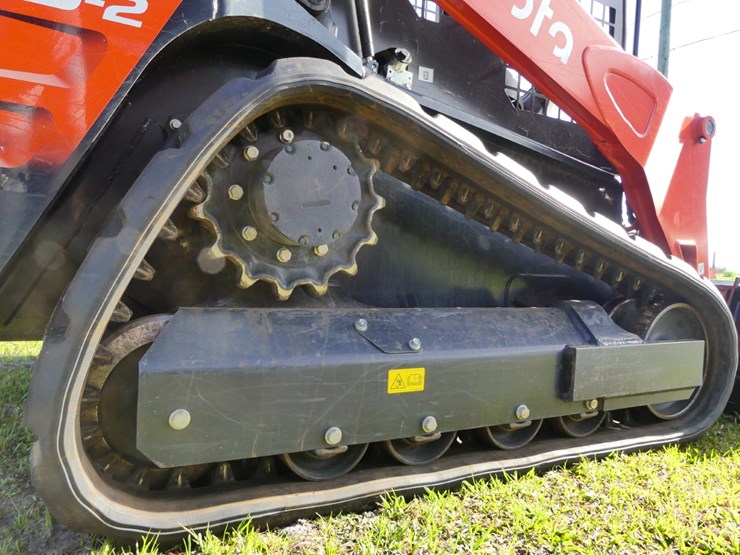 2023-kubota-svl75-2-image-5