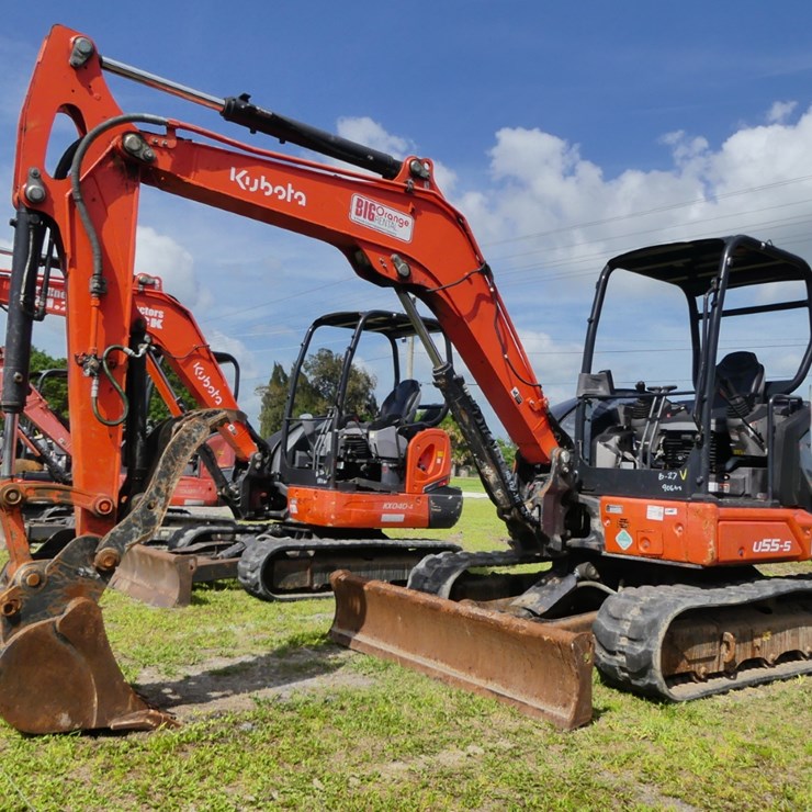 KUBOTA U55-5