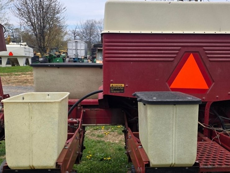 international-800-image-14