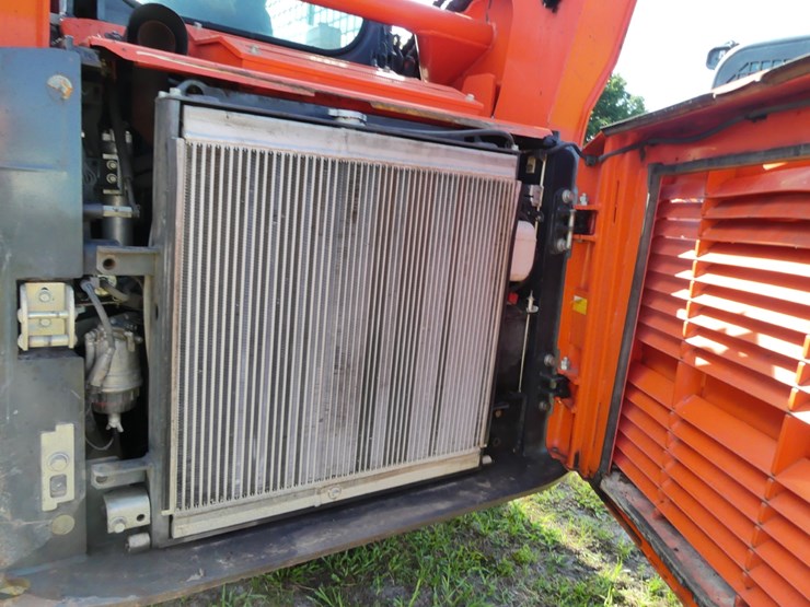 kubota-svl75-2-image-10