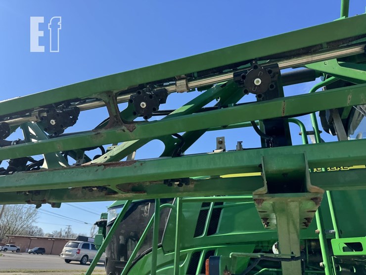 2017-john-deere-r4038-image-29