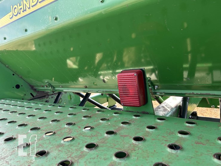 2004-john-deere-1590-image-62