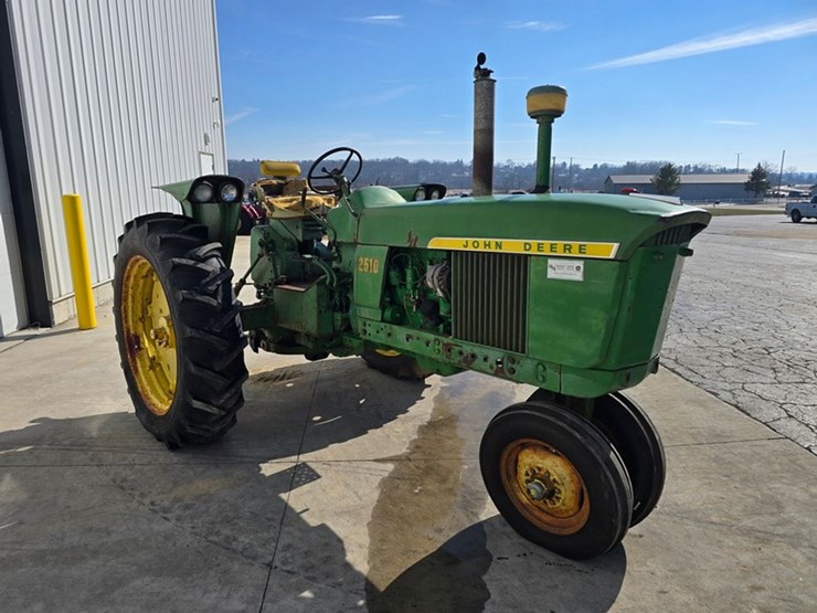 1967-john-deere-2510-image-12