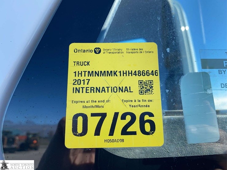 2017-international-durastar-4300-image-27