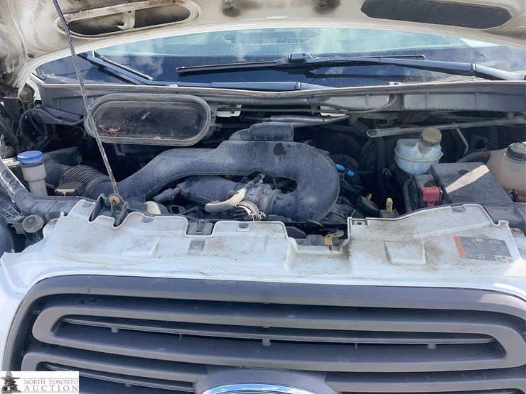 2016-ford-transit-image-10