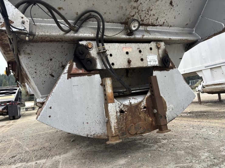 1992-king-load-image-13