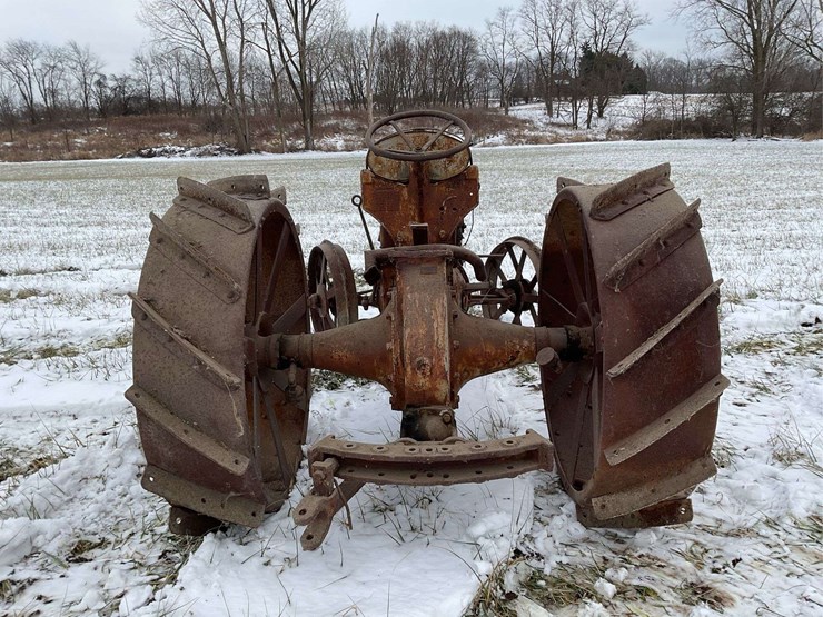 fordson-with-hamilton-rear-end-image-4