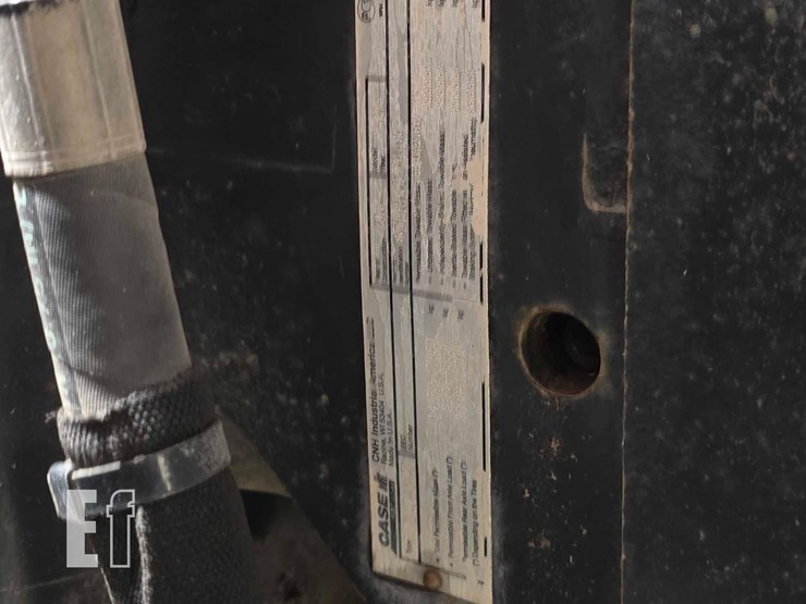 2016-case-ih-magnum-310-cvt-image-30